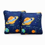 Set 2 perne pui, dimensiune 40x40 cm, albastru cu galaxie